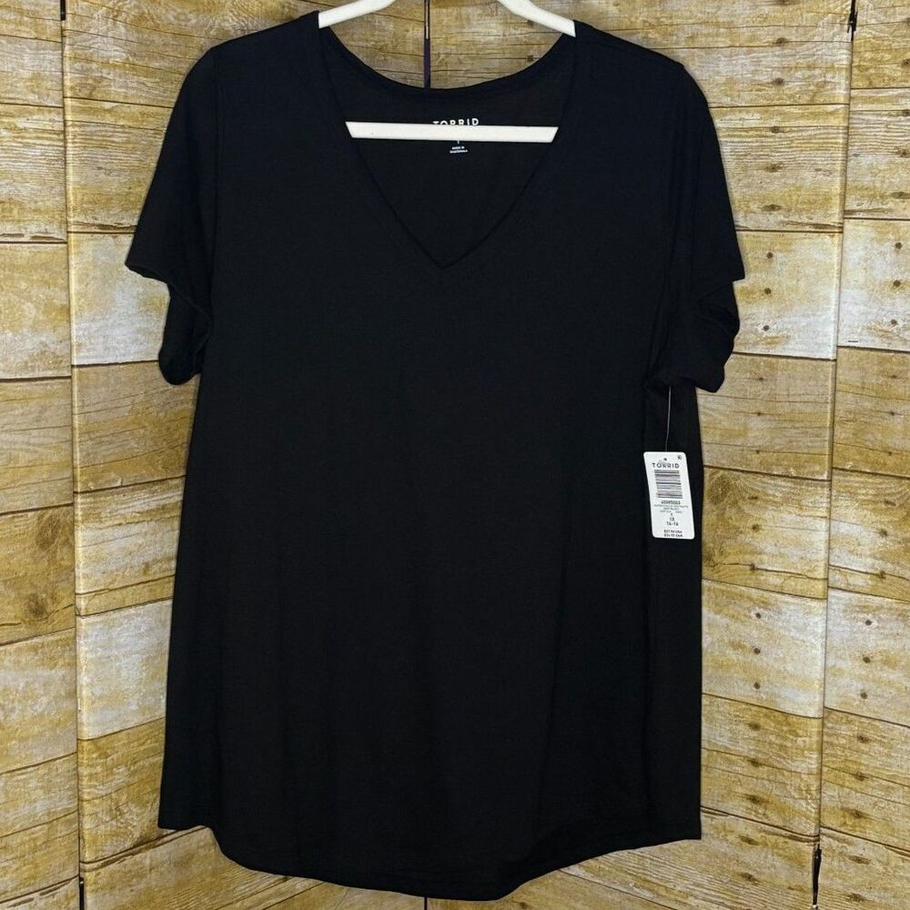TORRID CLASSIC FIT GIRLFRIEND SIGNATURE JERSEY V-NECK TEE SIZE 2X